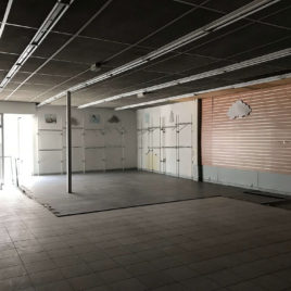 Intérieur 3 local commercial Elbeuf