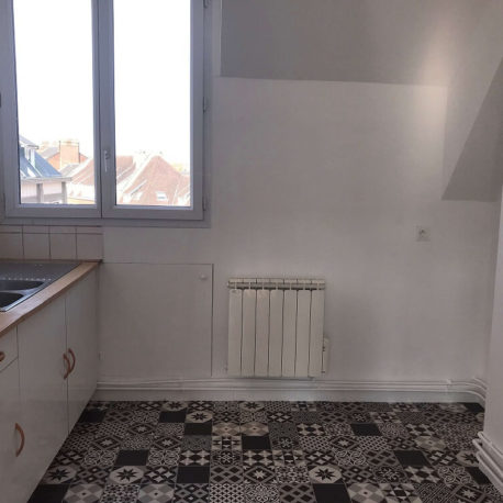 Cuisine – appartement F2 refait à neuf – Elbeuf – ST Immobilier Elbeuf